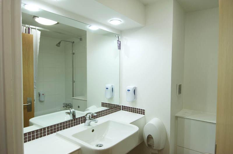 Premier Inn Lichfield North East المظهر الخارجي الصورة